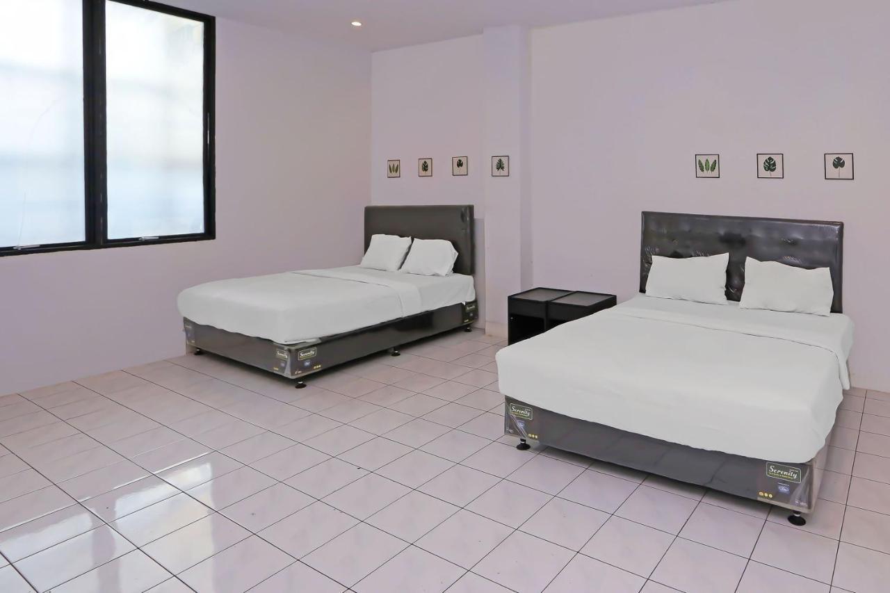 Collection O 92739 Hotel Pintu Besar Jakarta Exterior photo