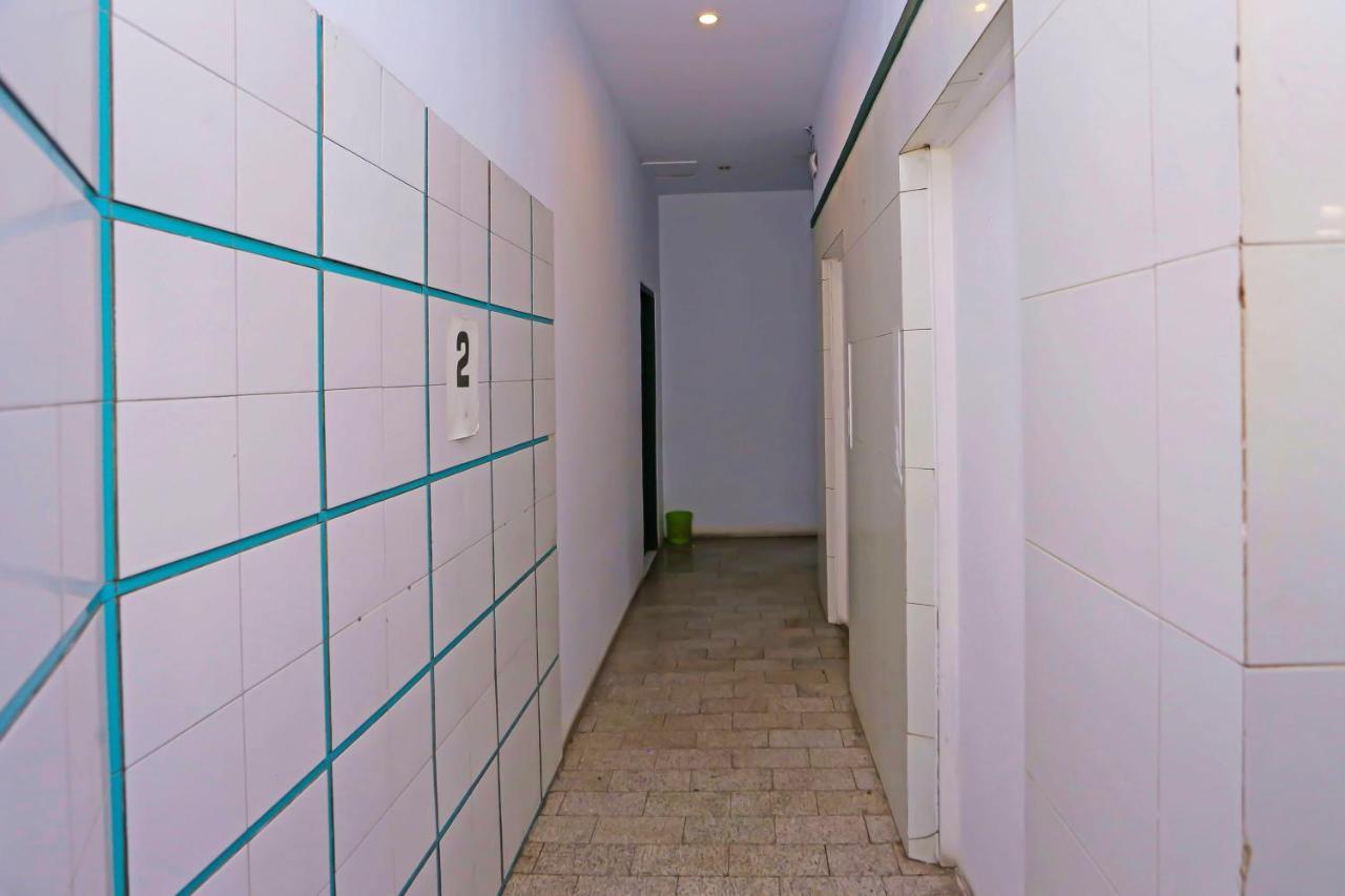 Collection O 92739 Hotel Pintu Besar Jakarta Exterior photo