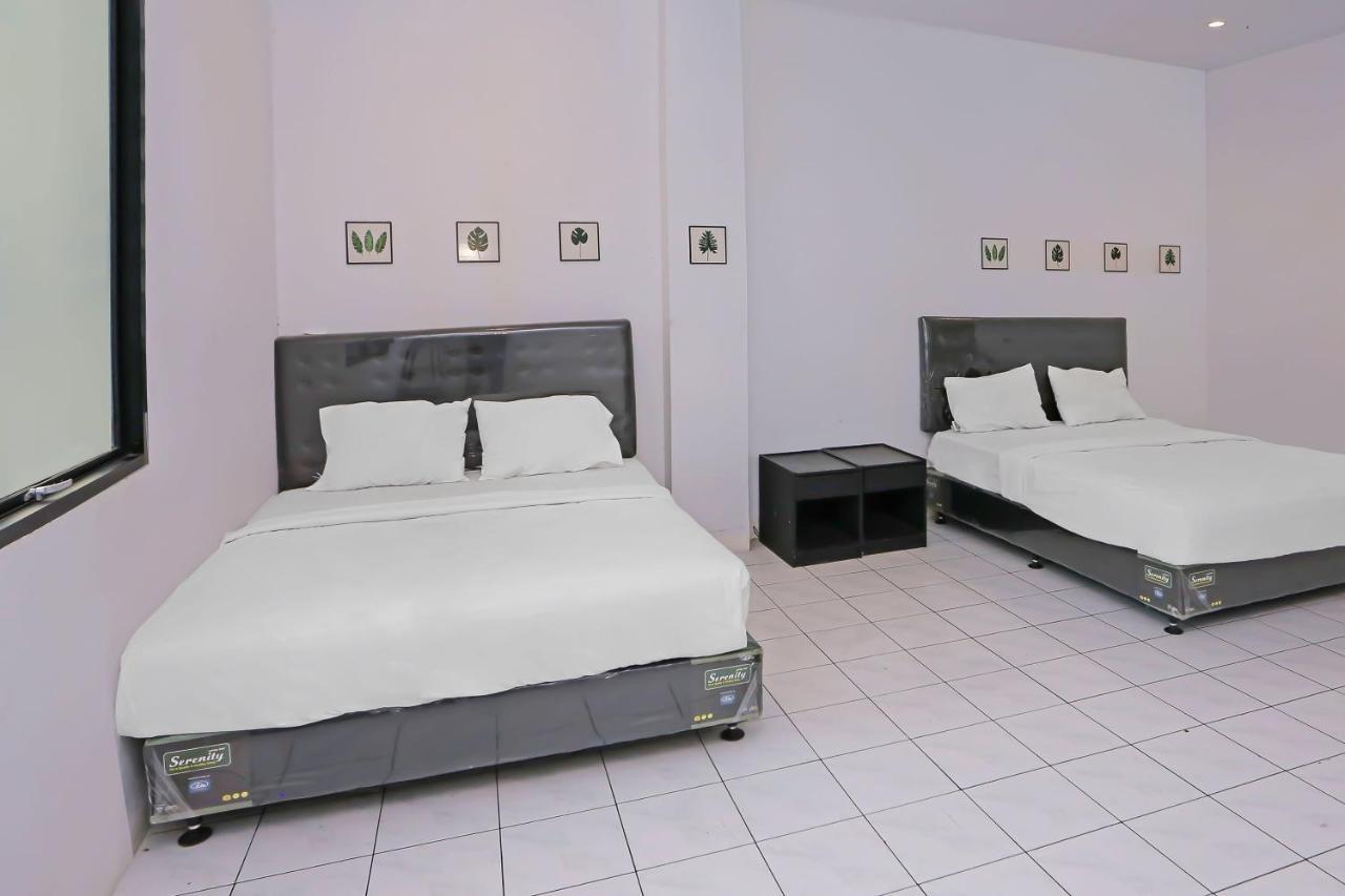 Collection O 92739 Hotel Pintu Besar Jakarta Exterior photo